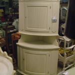 391 8262 CORNER CUPBOARD